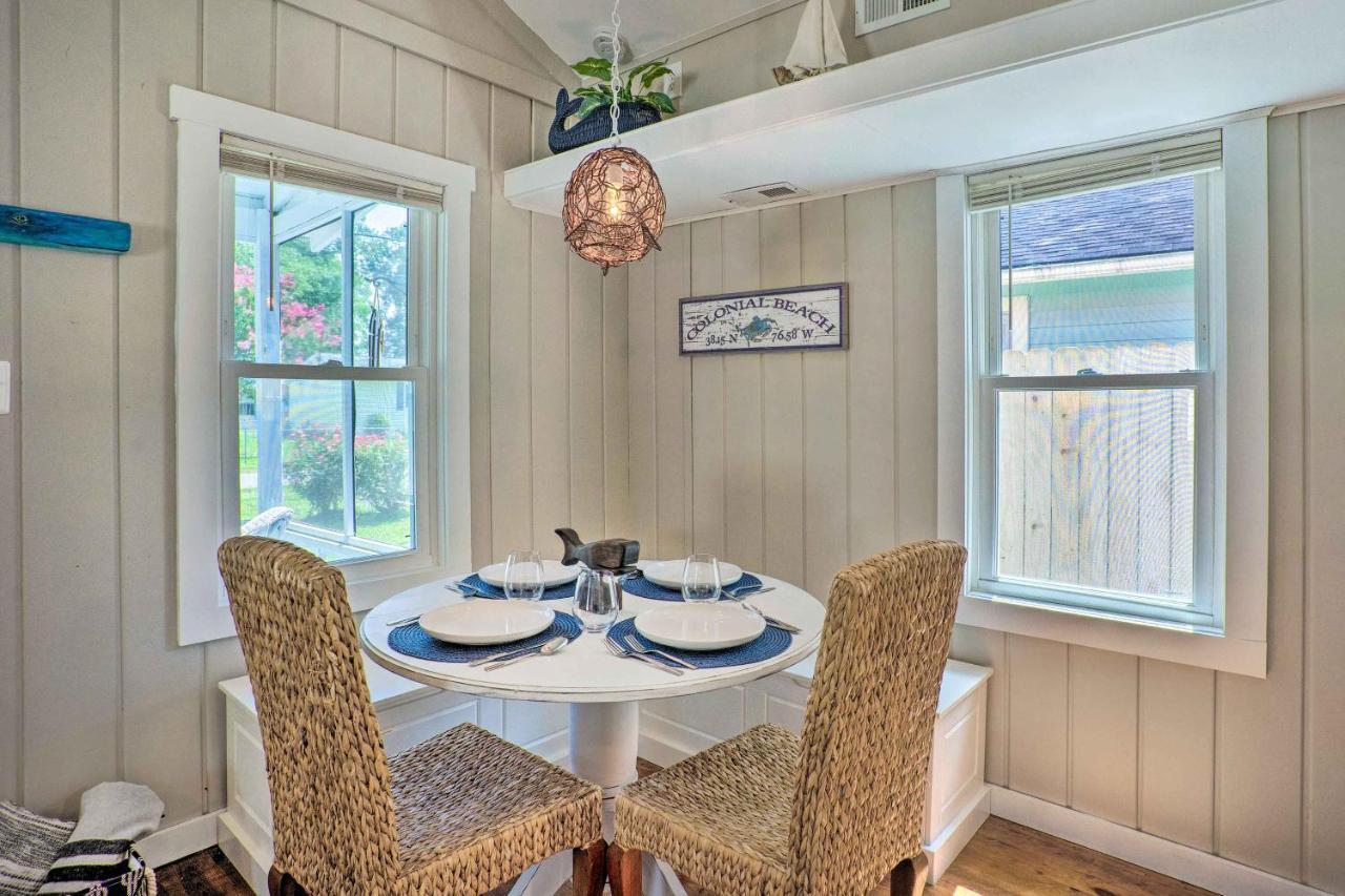 Chic Cottage With Private Yard Steps To Beach! コロニアル・ビーチ エクステリア 写真